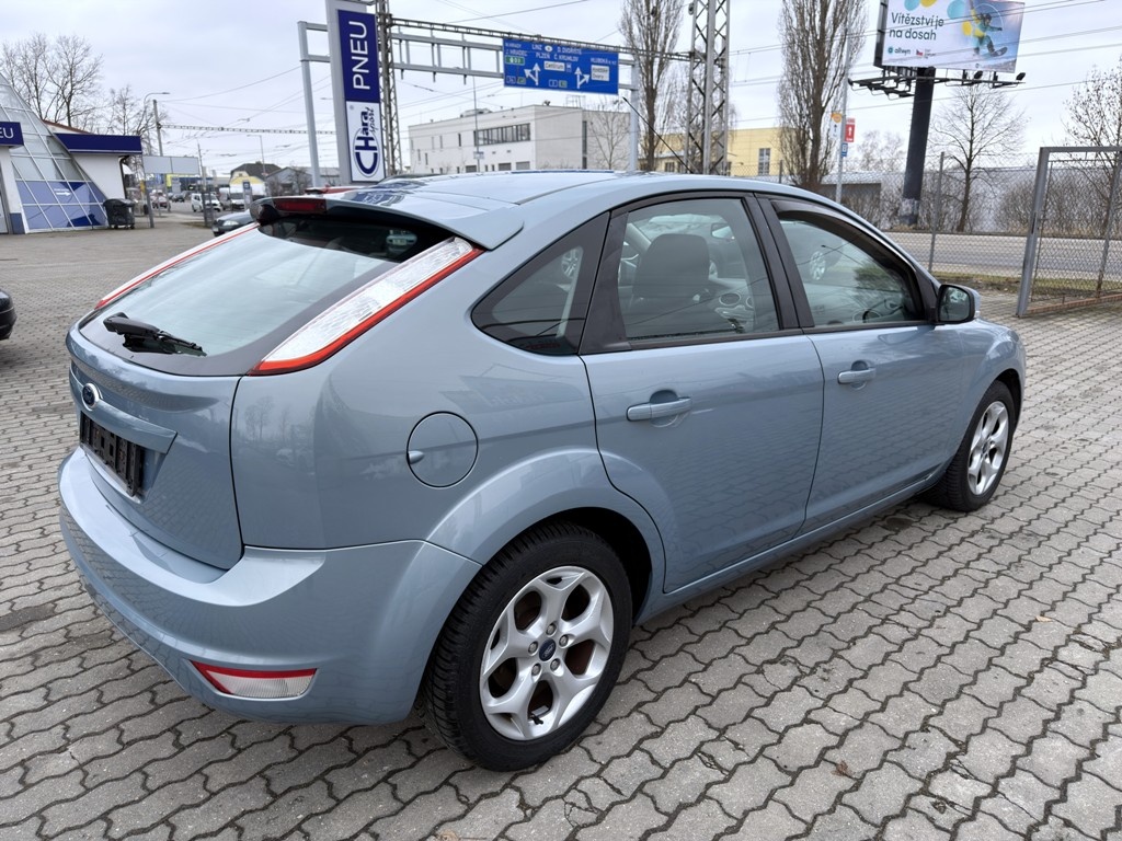 Ford Focus, 1.6i 85 kW klima - 5