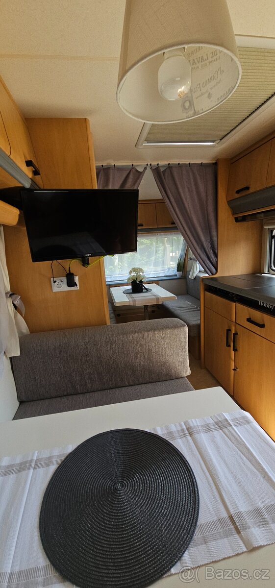 Karavan Hobby 400 De luxe + ROBOT TROLLEY 1500 - 5