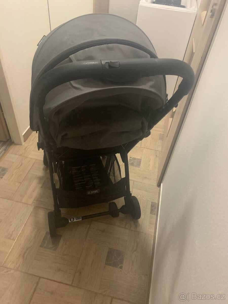 Kočárek HAMILTON R1 - 5