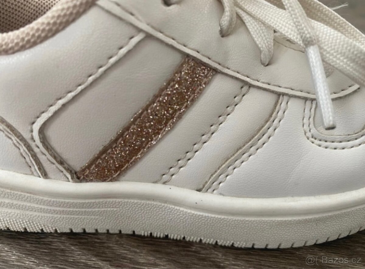 Dívčí tenisky Cupcake Couture vel.28 - 5