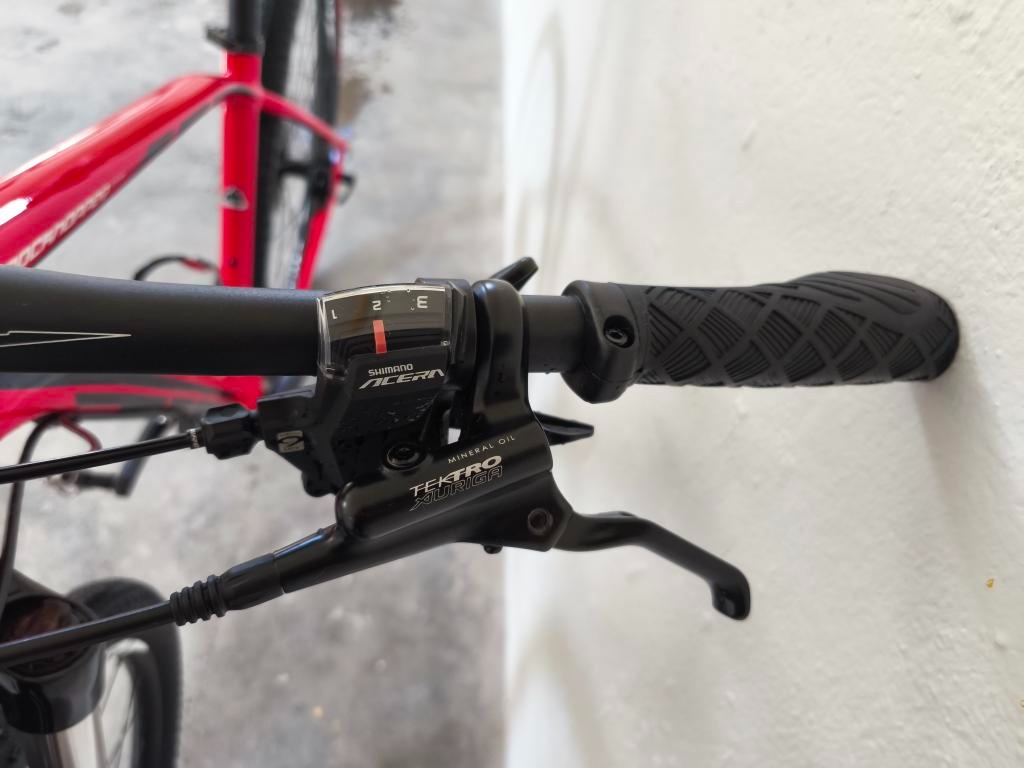 Prodám horské kolo SPECIALIZED ROCKHOPPER - 5