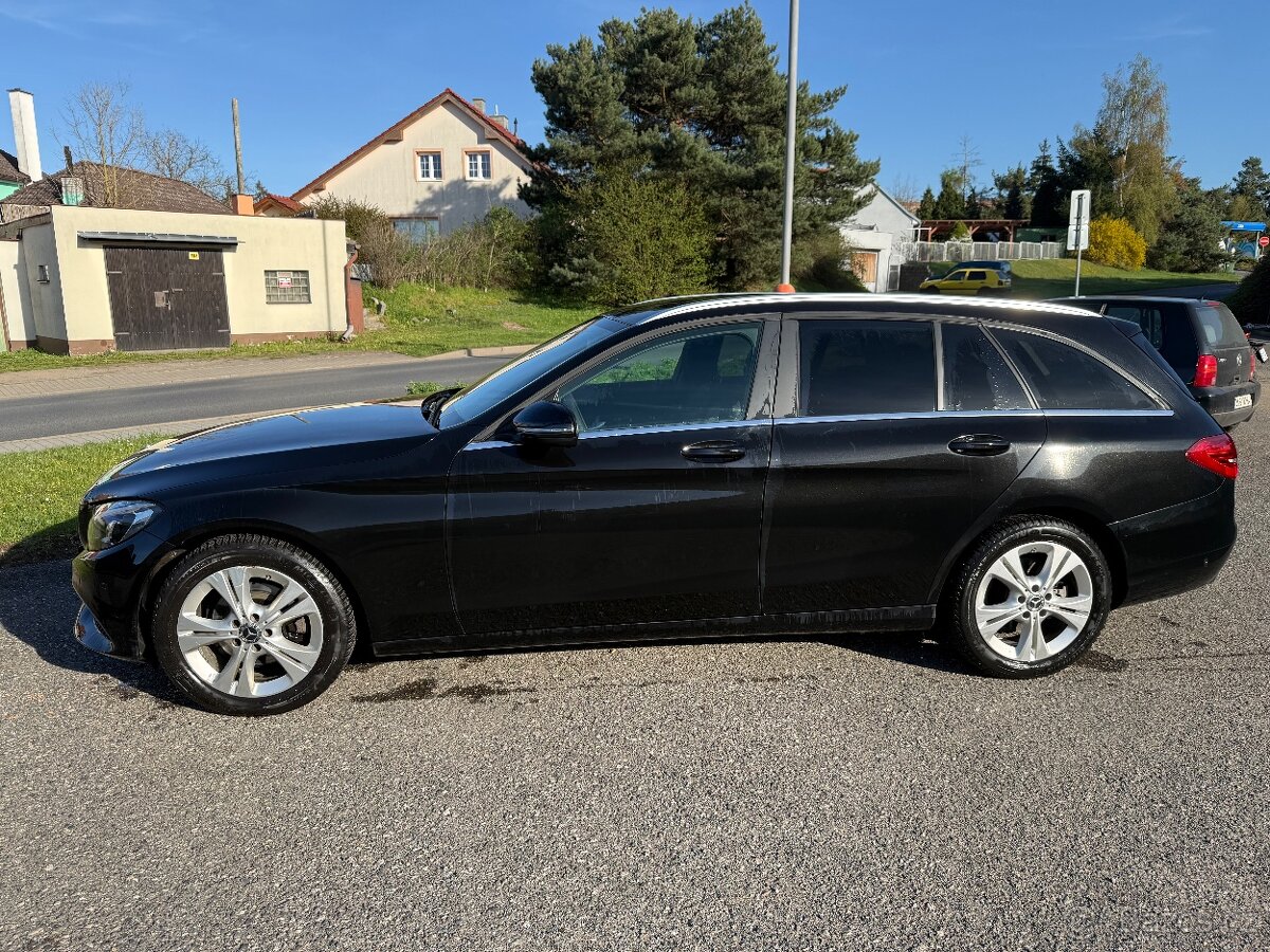 Mercedes-Benz c220 D - 5