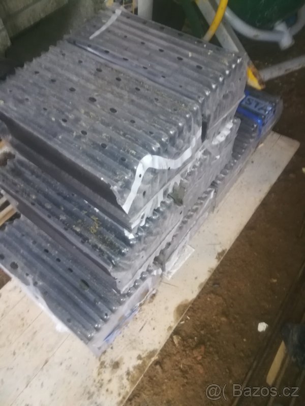 Prodám tašky Bramac classic star - 5