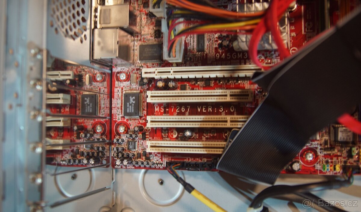 Počítač desktop s Windows 7 - pěkné retro - 5