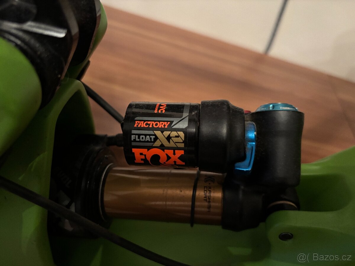 Santa cruz nomad 5; vel.L - 5