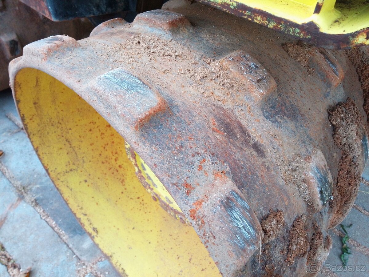 příkopový válec RAMAX 1515,jezek,jezkovy válec,hutnení,wacke - 5