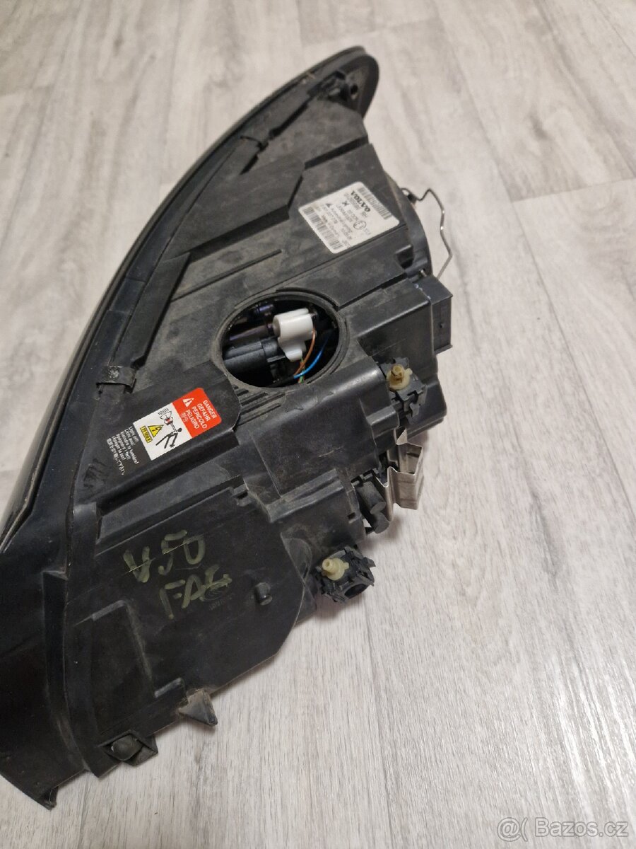 Světlomet Volvo V50 - 5