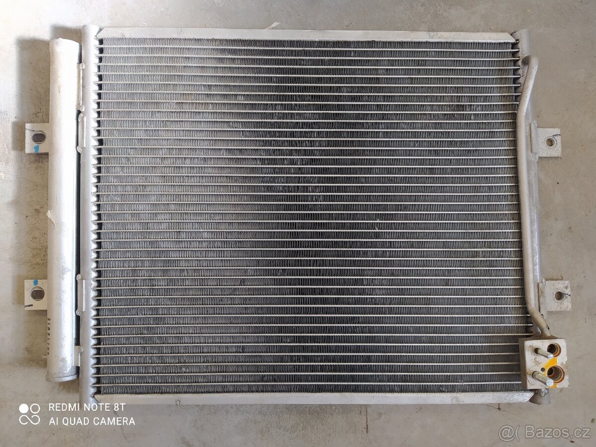 CHladič na Volvo L 30G - 5