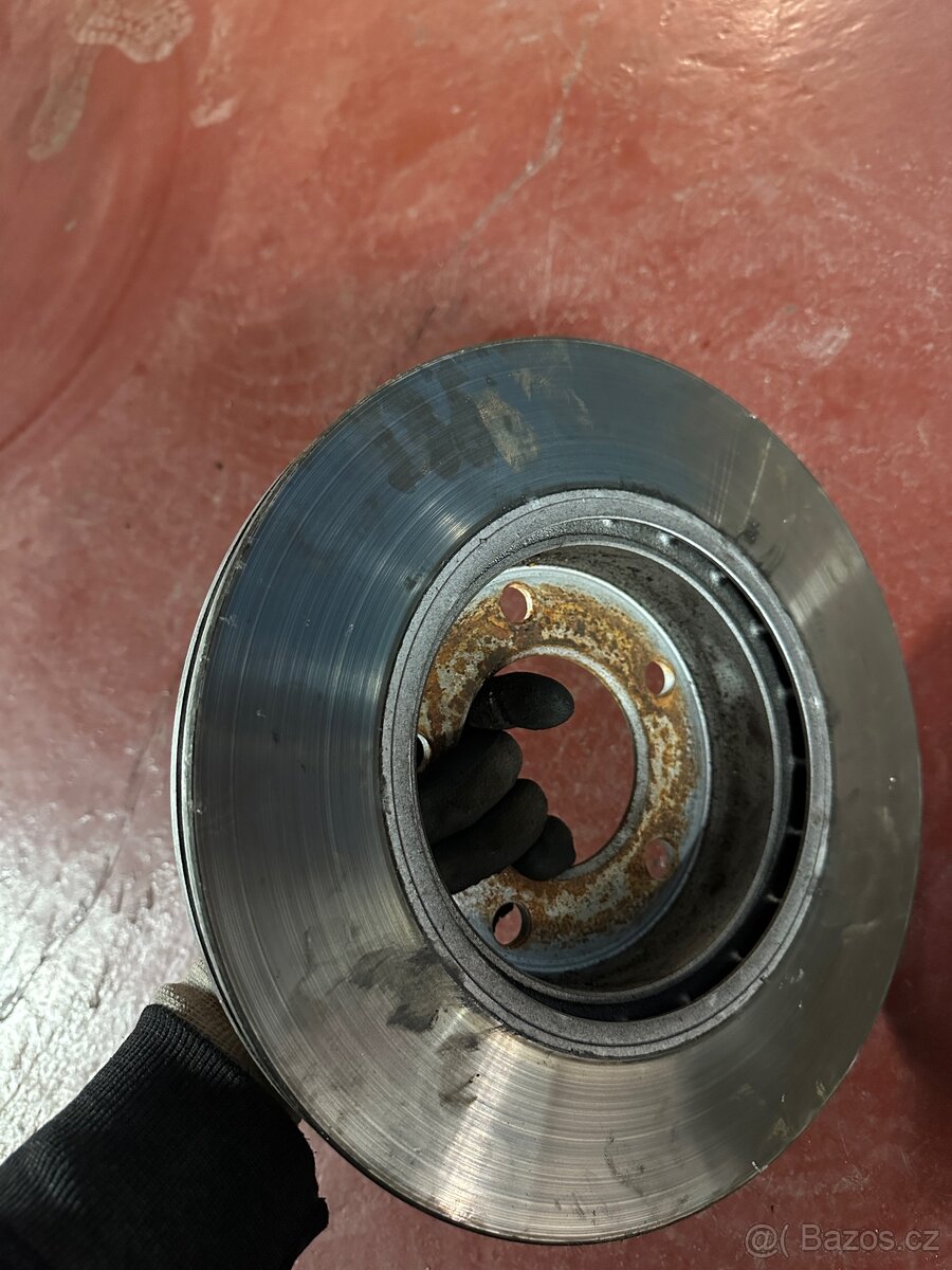 Přední třmeny e46 - 5