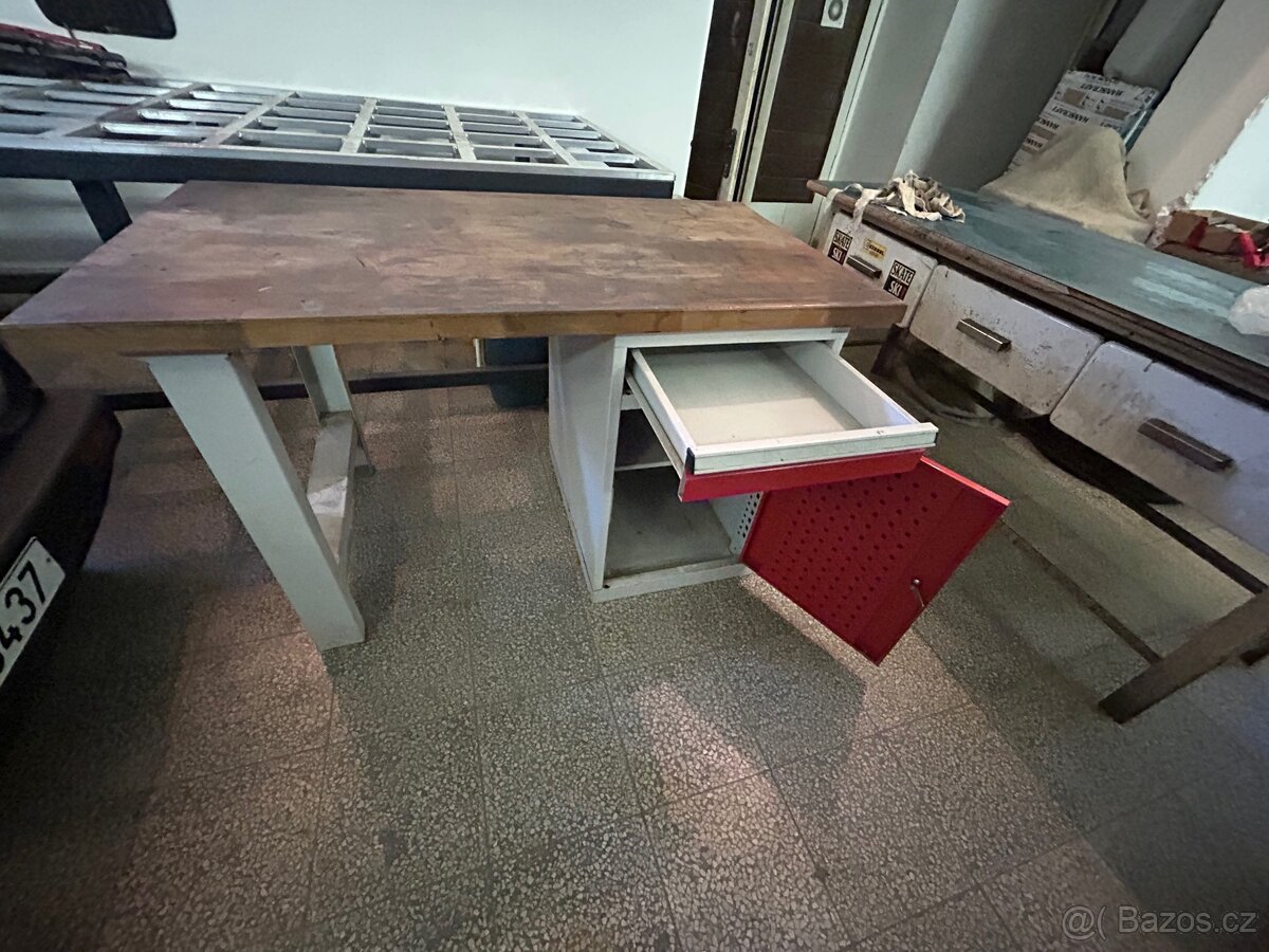 Dílenský stůl - 5