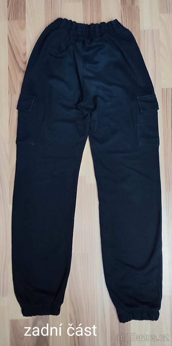 Dívčí černé tepláky, vel. 14+ - 5