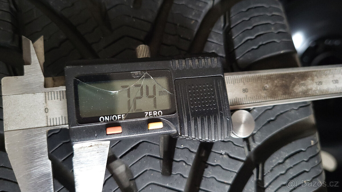 90% zimní kola 16" 5x105 Astra J, Cruze - 5