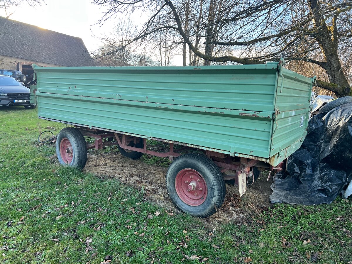 Sklopný vlek za traktor - 5