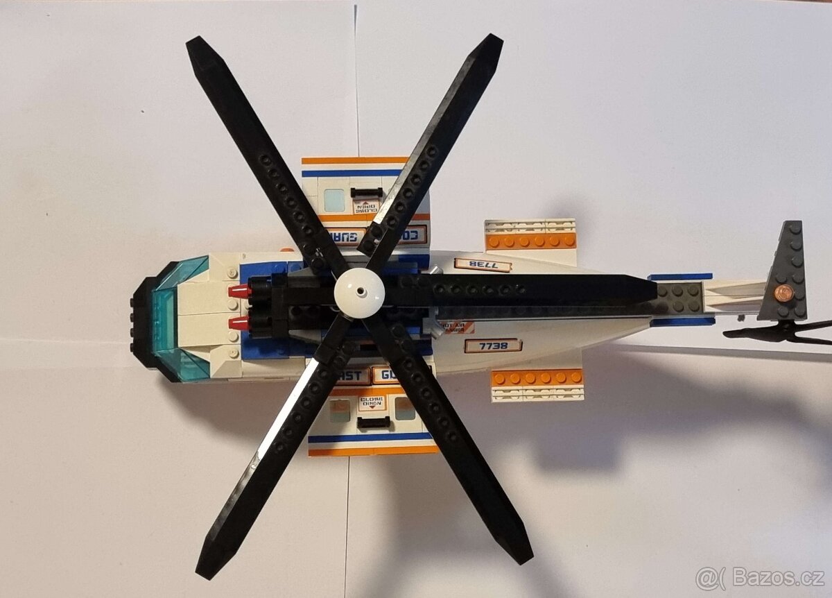 LEGO City 7738 – Pobřežní hlídka (vrtulník a člun) - 5