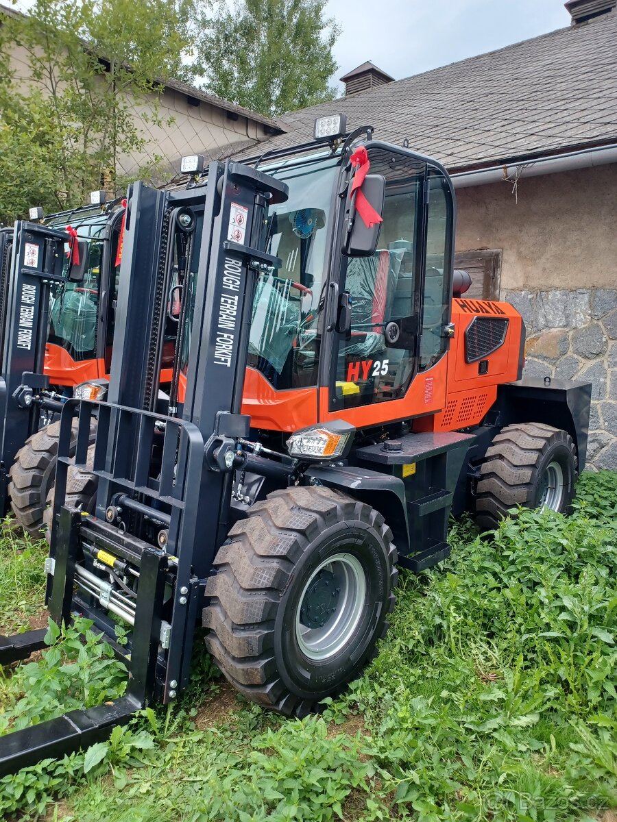 Terénní vysokozdvižný vozík (Desta) - 5