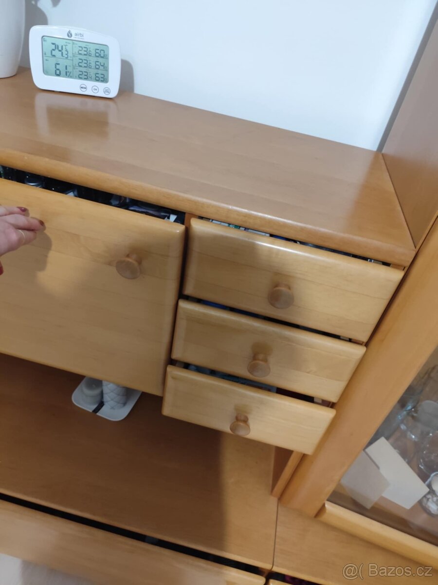 Obývací stěna- čela masiv - 5