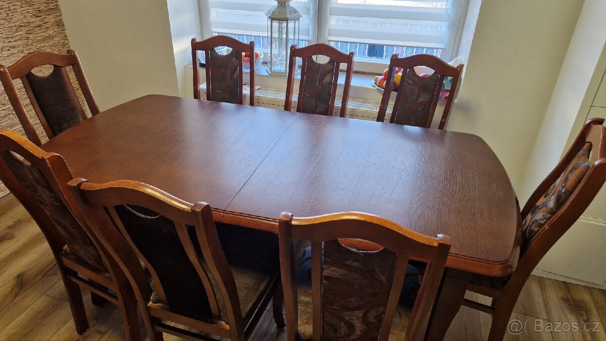 Stůl se židlemi - 5