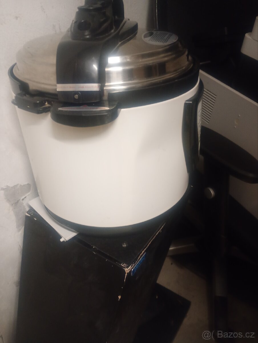 Tlakový hrnec - automatický - 5
