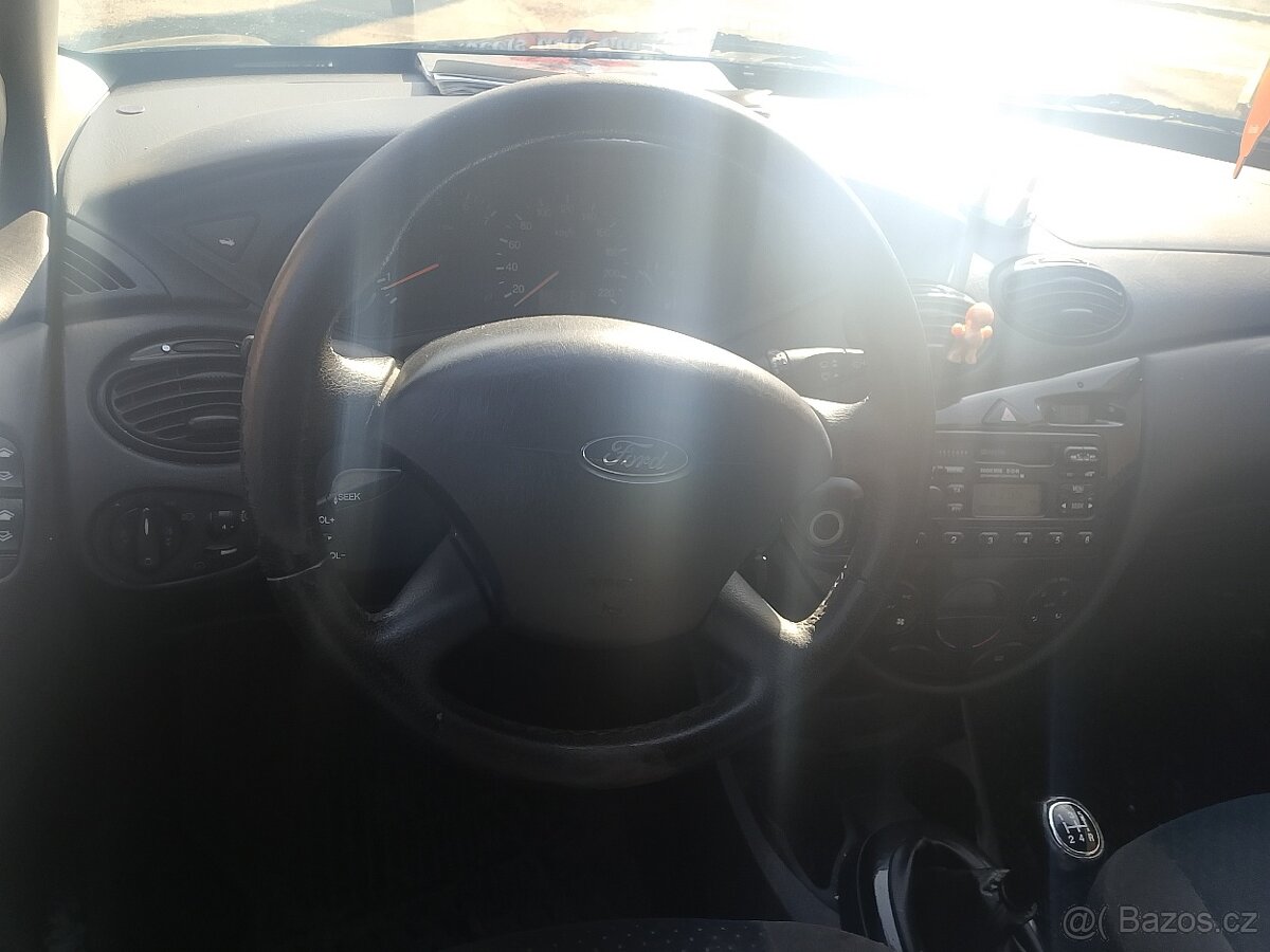 Ford Focus - 5