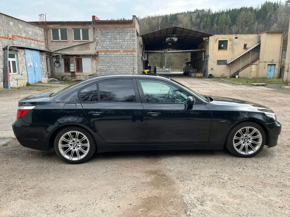 BMW E60 525i - 5