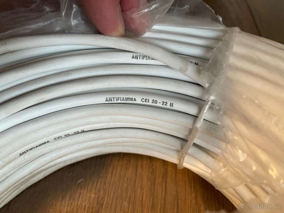 Kabel alarmový 2x0,5 + 4x0,22 - 5