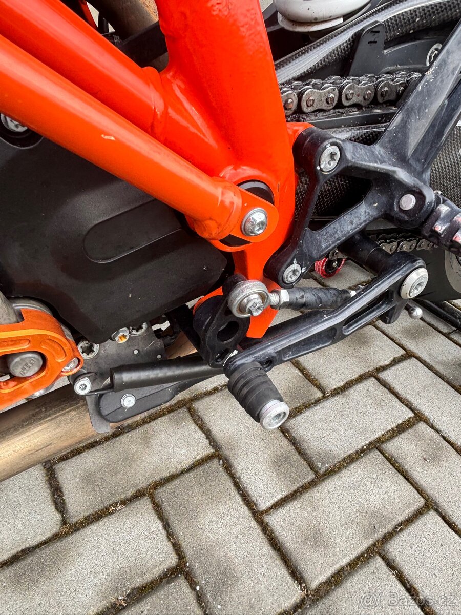 KTM 1290 Superduke R - 5