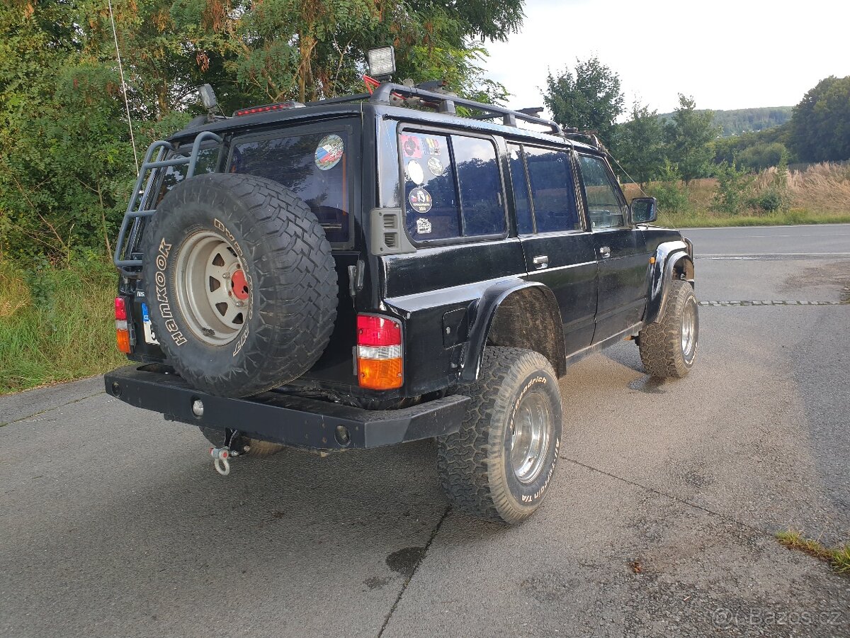 Nissan Patrol Y60