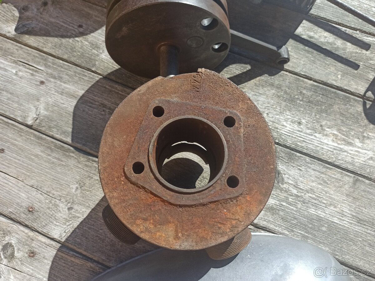 Jawa 250 motor 353 - 5