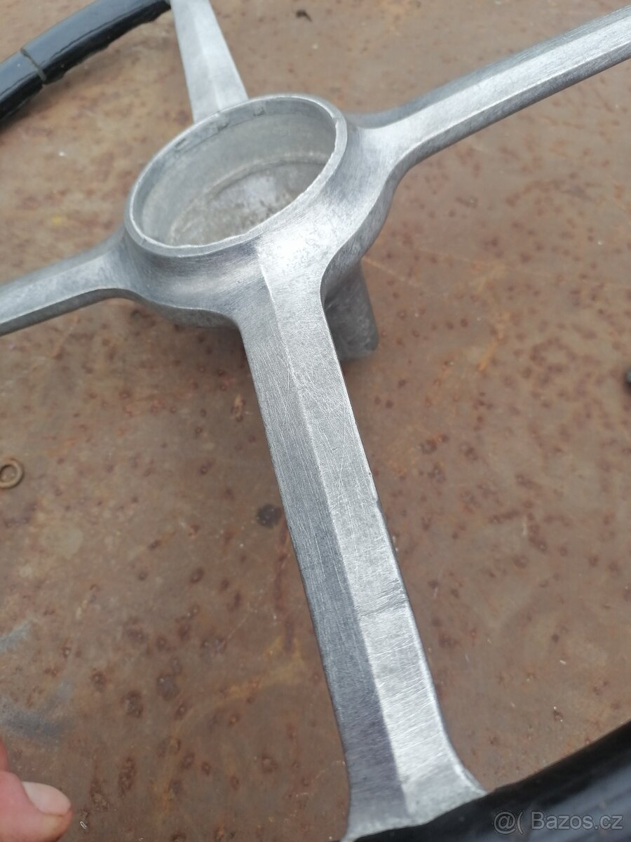 Volant asi na předválečný Mercedes - 5