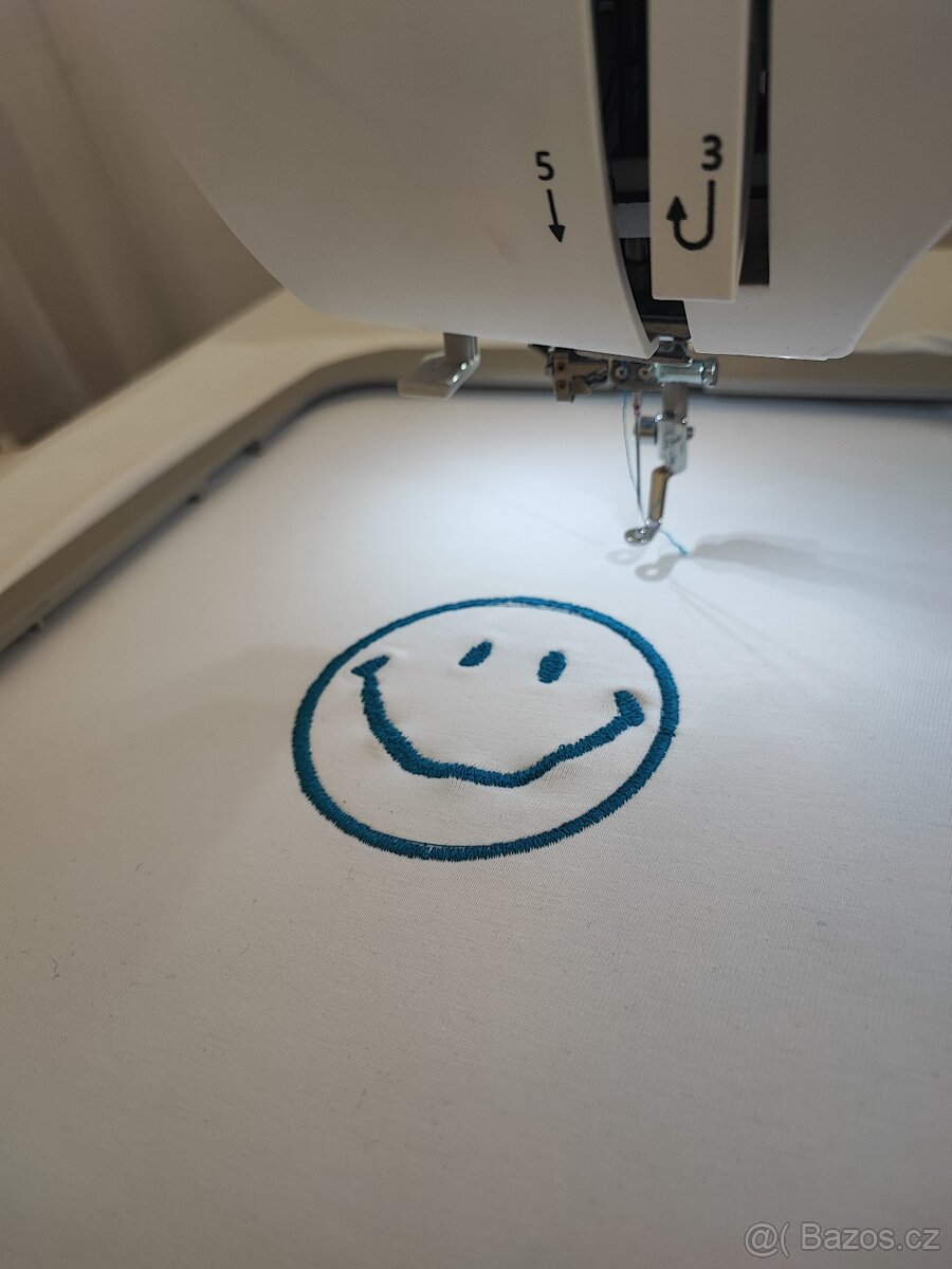 Profesionální vyšívací stroj - 5