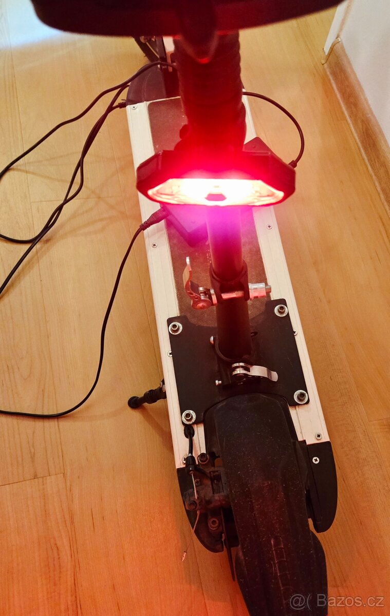 El. Koloběžka JoyorX5S - 5