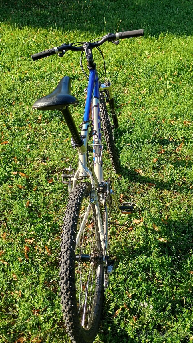 Giant Boulder 19 - 5