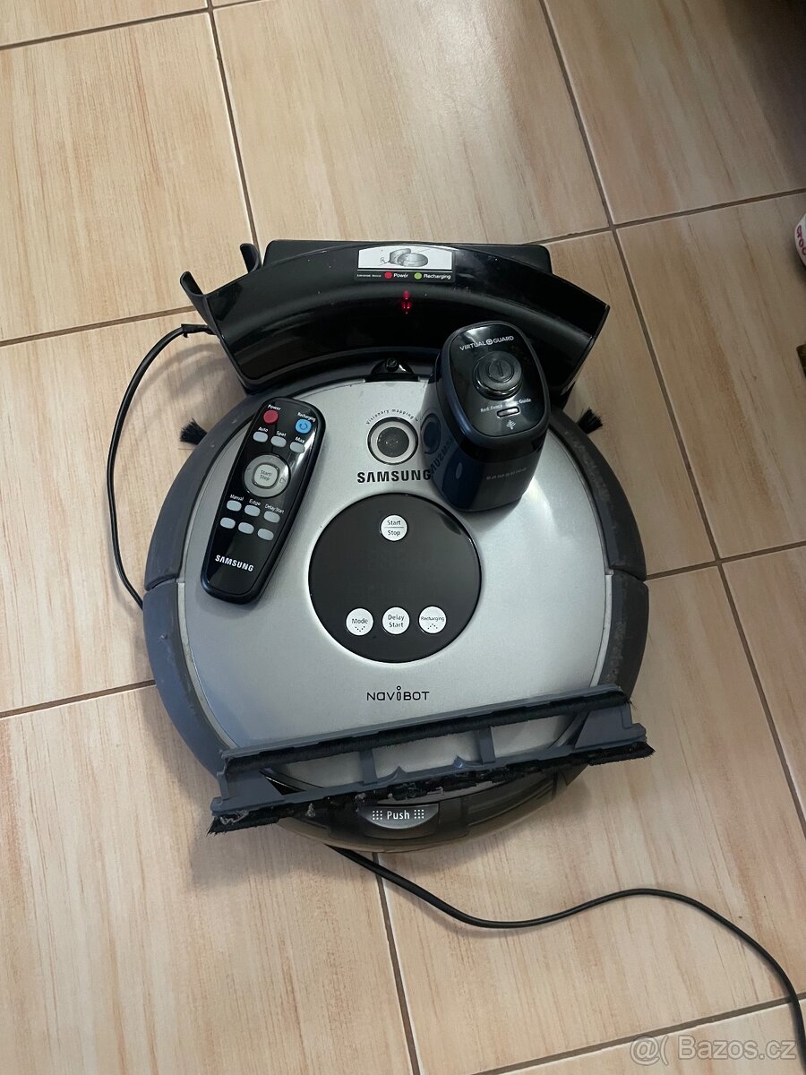 Robotický vysavač Samsung Navibot - 5