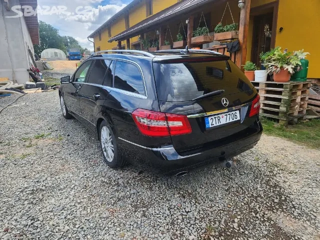 Mercedes E350 4-matic - 5