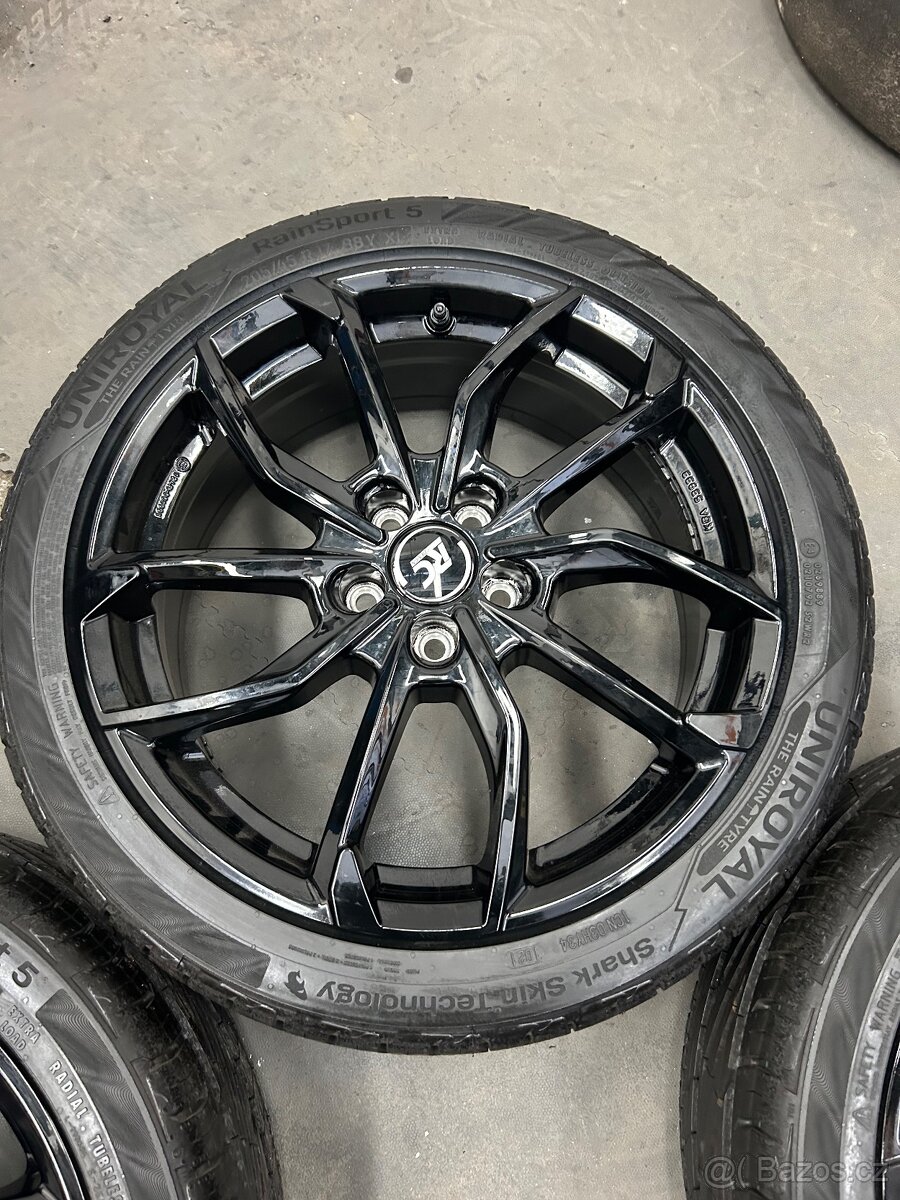 Nové alu r17 RC design 5x100 - 5