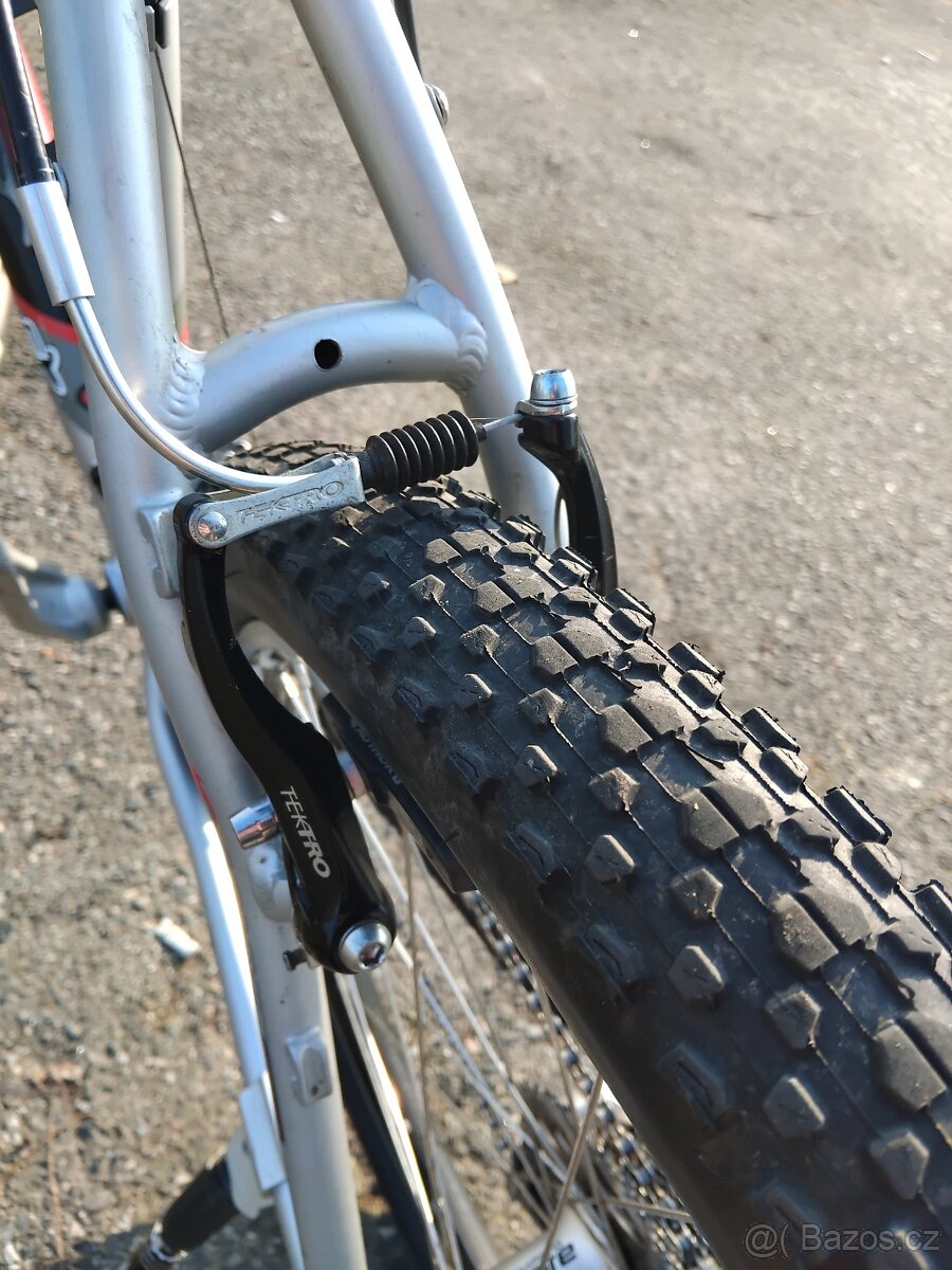 MTB Kellys Magnus - SHIMANO DEORE - 5