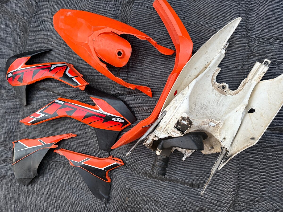 Originální Plasty Ktm Sxf 2011-2015.