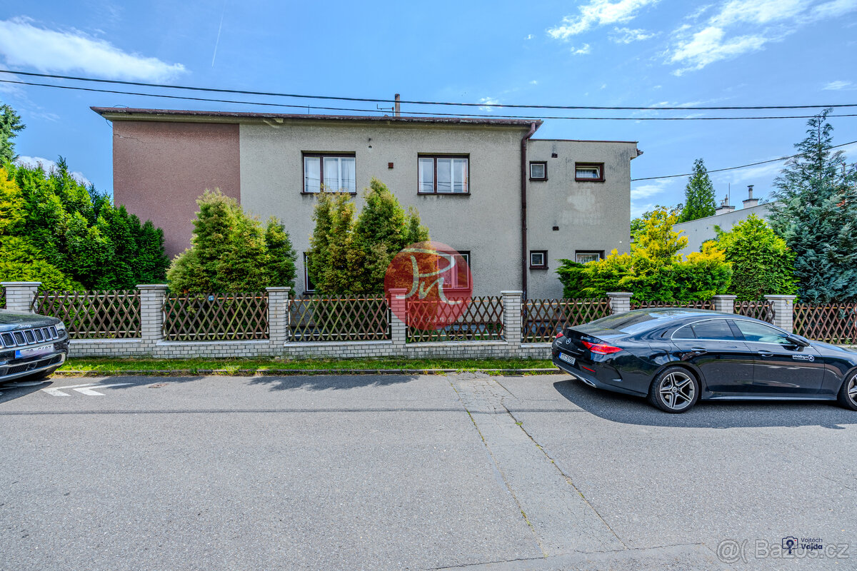 Prostorný rodinný dům ve Výškovicích – 7+2, zahrada a místo, - 5