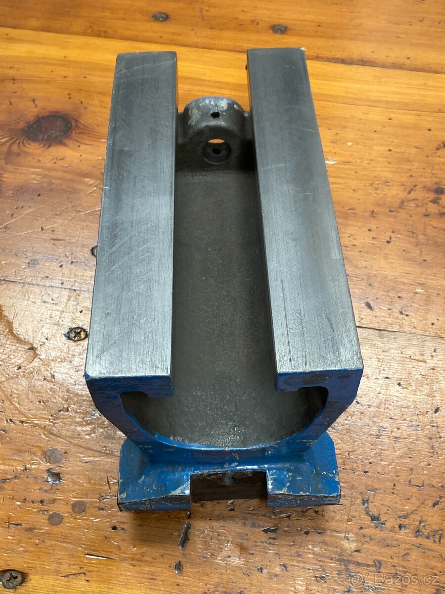 Svěrák Kasper 135 - zadní pobyblivá část - 5