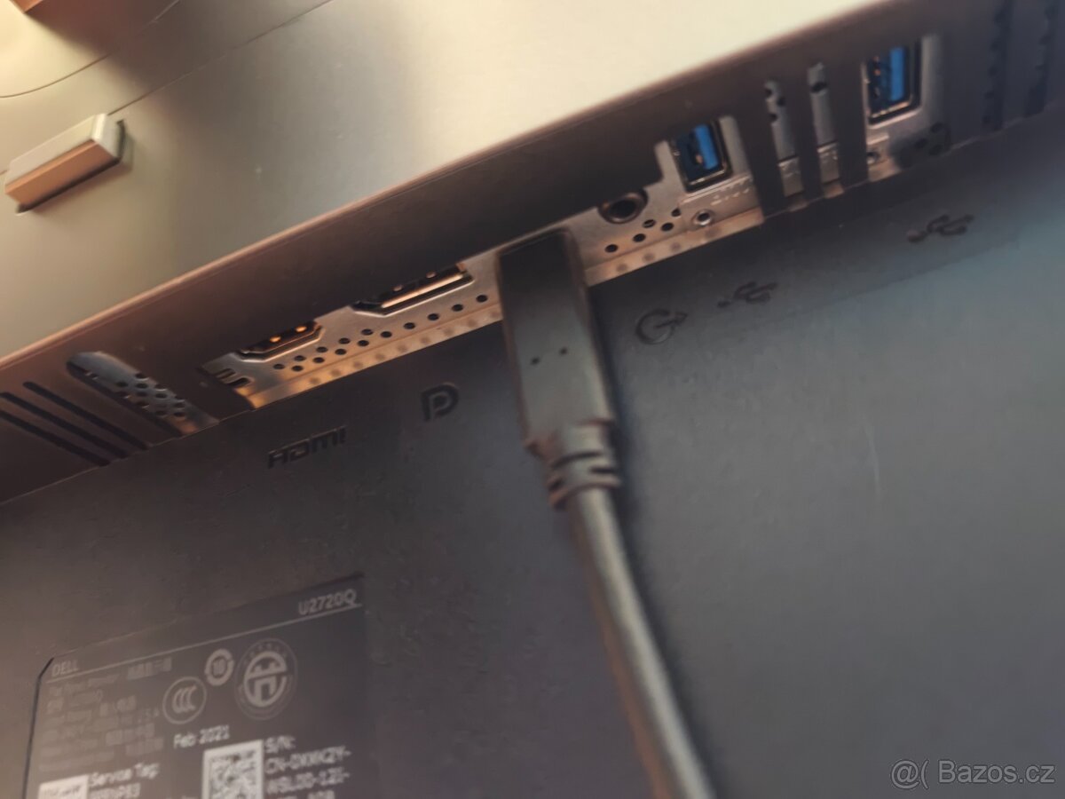LCD monitor Dell U2720Q UltraSharp 4K 3840 × 2160 - 5
