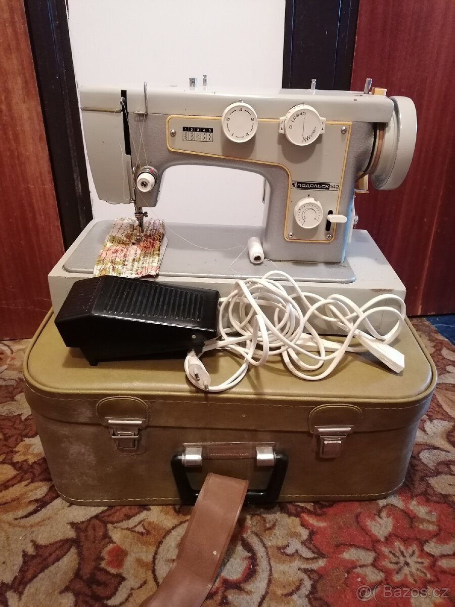 Starožitný šicí stroj - 5