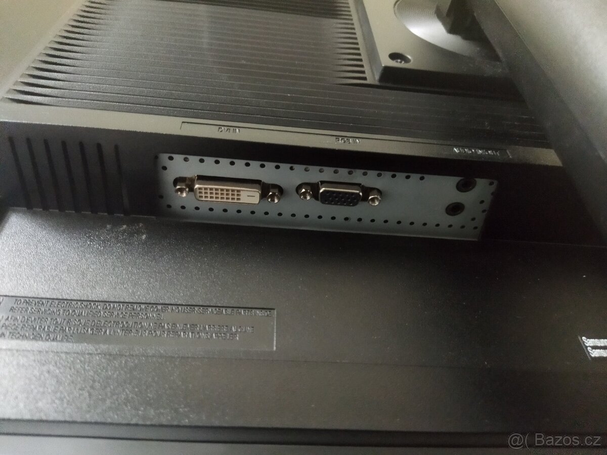 Monitor - Samsung S24C650MW - 5