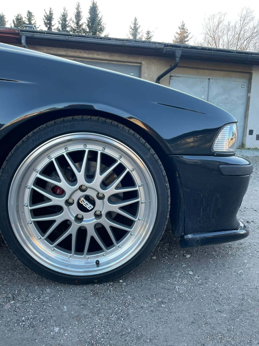 Bmw e39 528i tovární packet - 5
