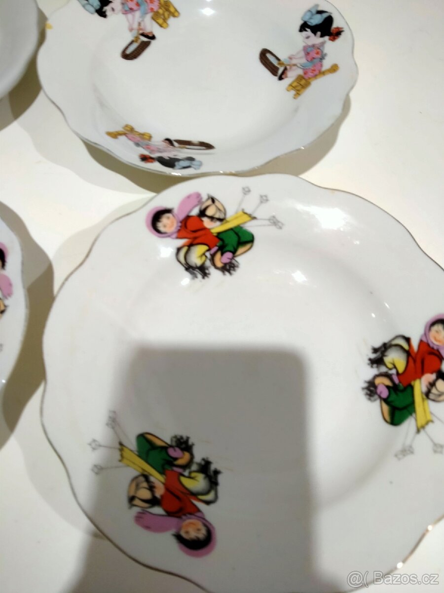 SADA RETRO TALÍŘŮ - 5