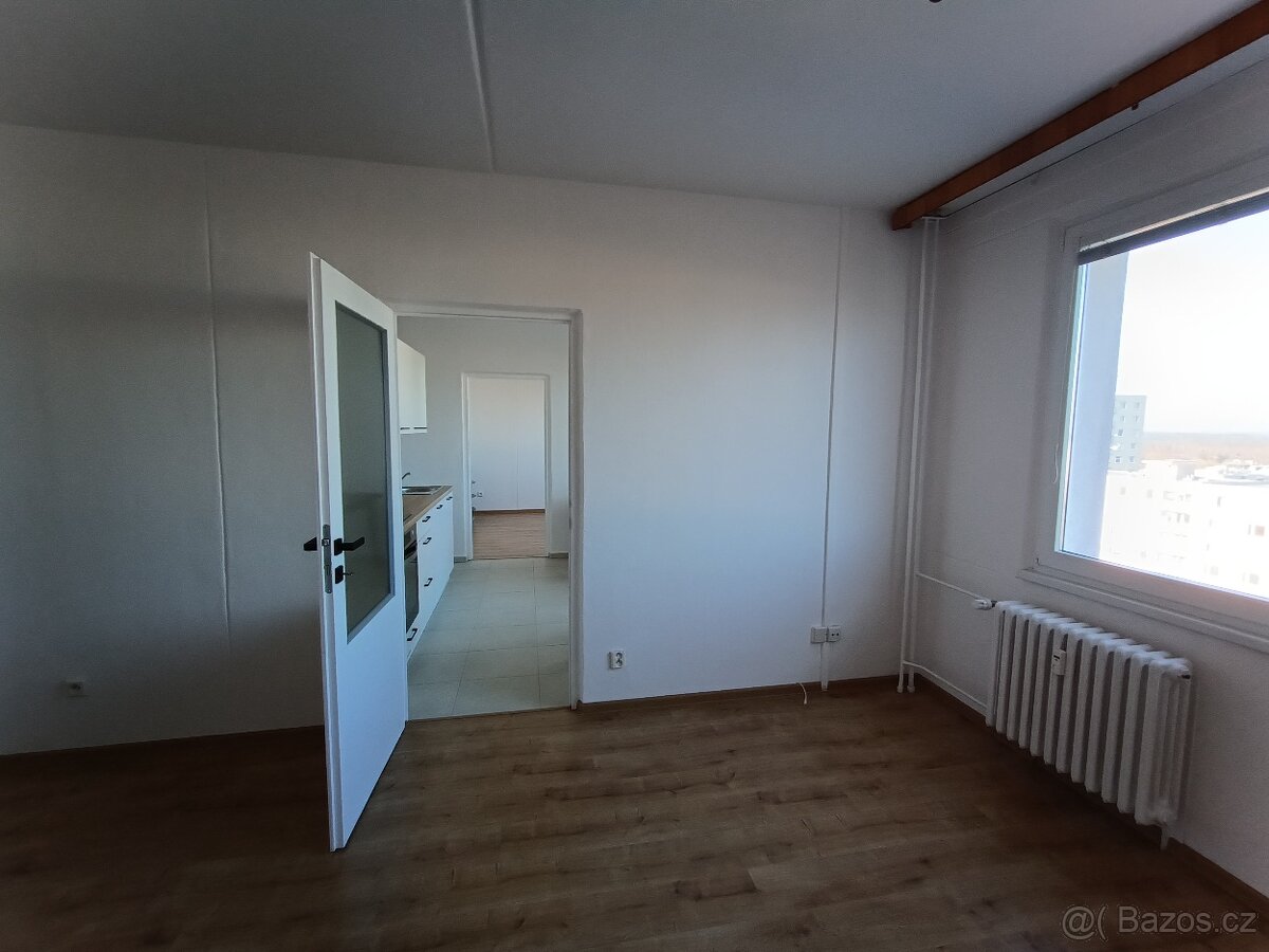 pronájem bytu 3+1 (75 m2) - 5