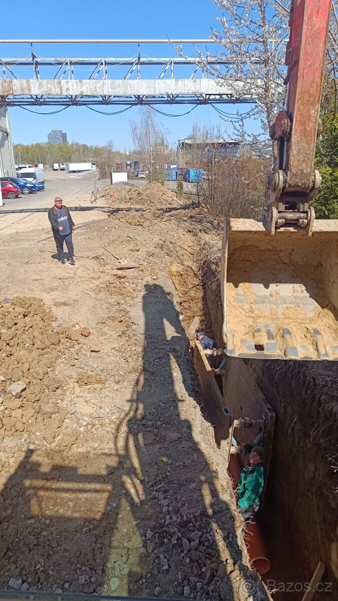 Zemní práce s kontejnery - 5