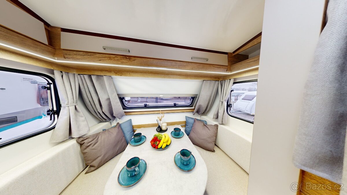 Karavan Niewiadów Sport N4 - 5