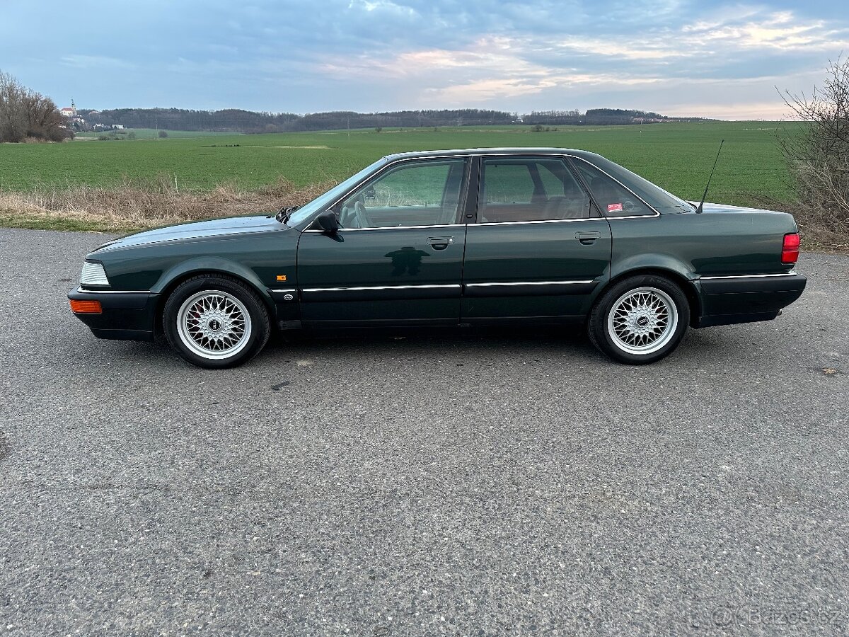 Audi V8 D11 4.2 206kw automat 4q - 5