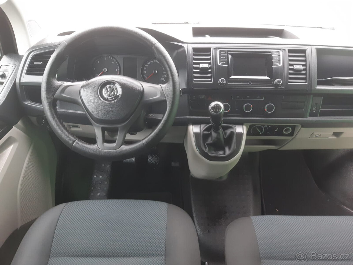 Volkswagen Transporter 2,0, 110kw, r.v2015, 9míst, DPH - 5