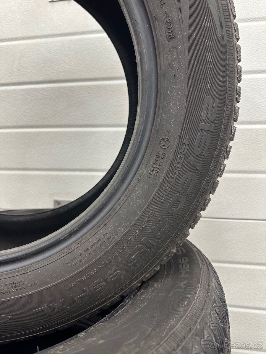 Zimní pneu Nokian 215/60 R16 - 5